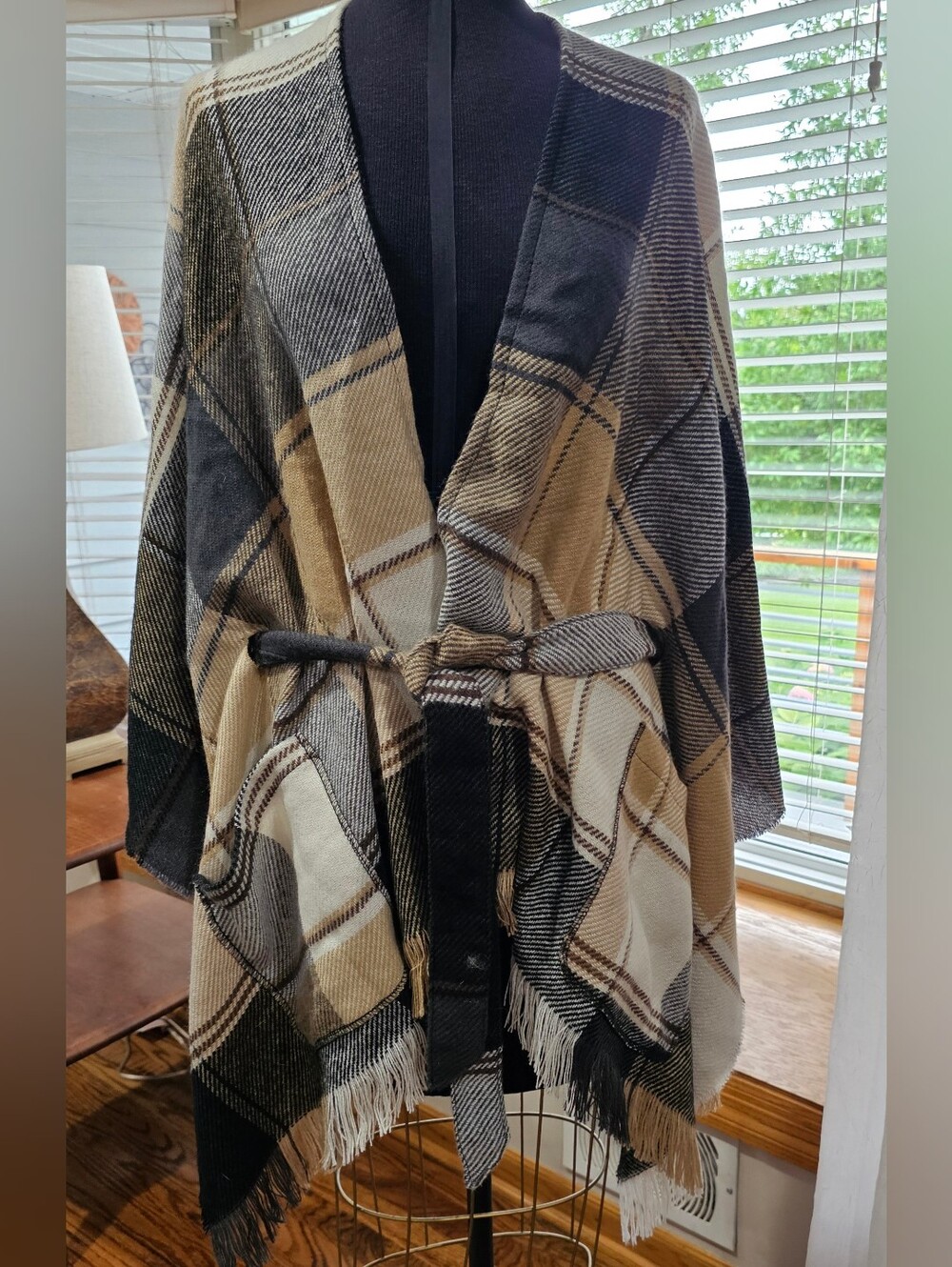 Simply Noelle Sweater Cape